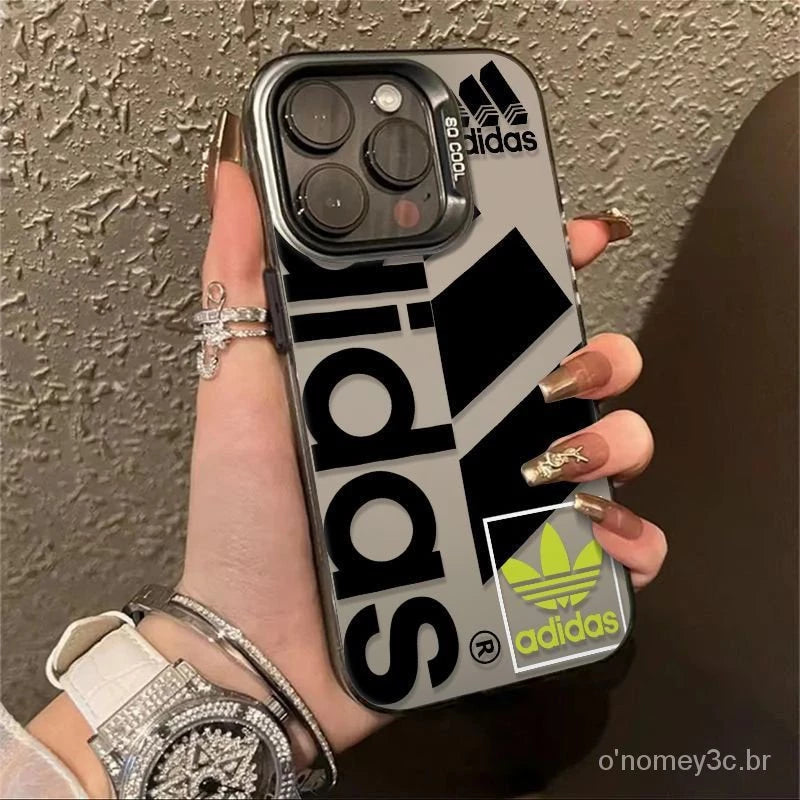 Capinha de iPhone Adidas